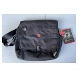 SwissGear Laptop Messenger Bag  Fits Laptops Up