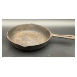 Vintage No. 5 Cast Iron Skillet, 8-Inch Fry Pan