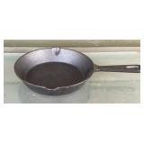 Cast iron skillet, 8 inches wide
