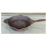 Pioneer Woman cast iron skillet, 9 inches wide