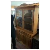 Yorktown by Sanders Solid Pine Two-Piece Lighted