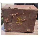 Vintage GE Electronic Tube case With Vacuum Tubes