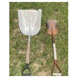 Feed Scoop Shovel & Square Blade Garden Spade
