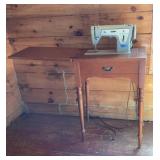 Vintage Singer Fashion Mate Model 237 Sewing
