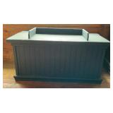 Dark Gray Beadboard Storage Bench with Lift-Top