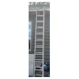 24ft Fiberglass extension ladder Needs Repair