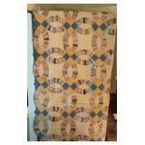 Vintage Double Wedding Ring Patchwork Quilt, Hand