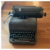 Vintage Royal Manual Typewriter, Gray Finish