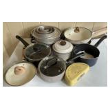 16 piece kitchen lot. vintage Mirro French omelet
