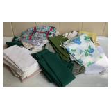 Assorted Table Linens, Cloth Napkins & Vintage
