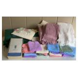 Caspari Guest Towels, Linens & Washcloth