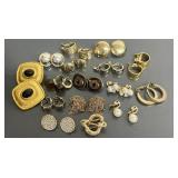 Vintage Gold Tone Clip-On Earrings Lot ï¿½
