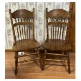 Pair of Oak Pressback Dining Chairs ï¿½ Traditional