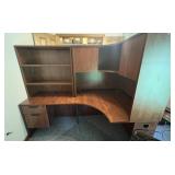 Executive L-Shaped Corner Office Desk with Hutch,