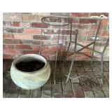 Ceramic Garden Pot with Metal Plant Stands
