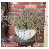 Gold Eagle Co. White Composite Urn Planter