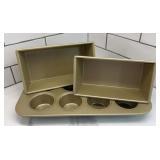Williams Sonoma Goldtouch 3 Piece Bakeware Set 2