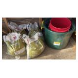 Garden Supply Lot Pavestone River Pebbles,