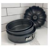 Nordic Ware Original Bundt Pan & 4 Springform