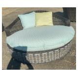Weathermaster Outdoor Wicker Round Daybed Chaise
