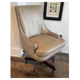 Hooker Furniture Leather Executive Swivel Office