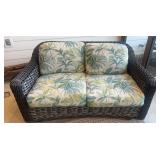 Outdoor Resin Wicker Patio Loveseat with T