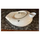 Columbia Hospital Ware White Enamel Bedpan w Lid