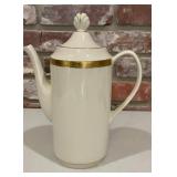 Pickard Camelot Hand Decorated Gold Encrusted