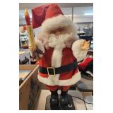 LG VTG Santa Music Figure