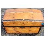 VTG Wooden Trunk