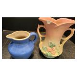 2 VTG Vases Hull & UHL