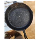 LG VTG 15' Cast Iron Skillet Made In USA