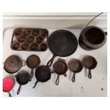 10 VTG Cast Iron Skillets & More Lots Of Minis