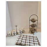 Vintage Japan Creamer Sugar Set & Decor