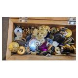 VTG Wooden Box Full of old Buttons
