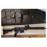 Radical RF15 AR 15 223 556 Rifle w Optic Case Mags