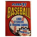 8 Sealed 1991 Fleer Baseball Wax packs