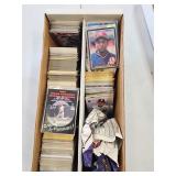 2 Sleeve Box Unsearched 80s-90s MLB Cards