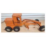 1950s Tonka Diesel No. 600 Road Grader Orange