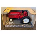 1990 Scale Models 1/16 scale red row crop tractor