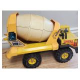 1980s Tonka Turbo-Diesel cement truck #XMB-975