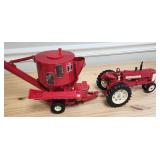 Ertl  McCormick Farmall 350 Tractor & Mixer Mill