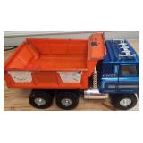 1970s  Ertl International Transtar Dump Truck