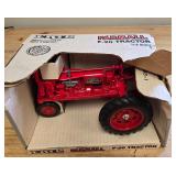 VTG NIB Ertl 1/16 scale Farmall F-20 Tractor  #437