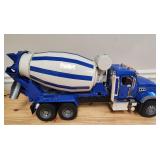 Bruder 02814 Mack Granite Cement Mixer Truck