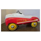 1994 Xonex 1:3scale die-cast Fire Engine pedal car