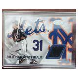 2002 Fleer Hot Materials Mike Piazza Card