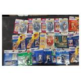 Lot of 16 Sealed VTG Starting Lineups