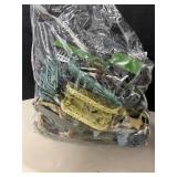 Mixed bag of plastic military men and toys