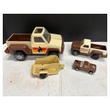 Mixed horse truck and trailer lot